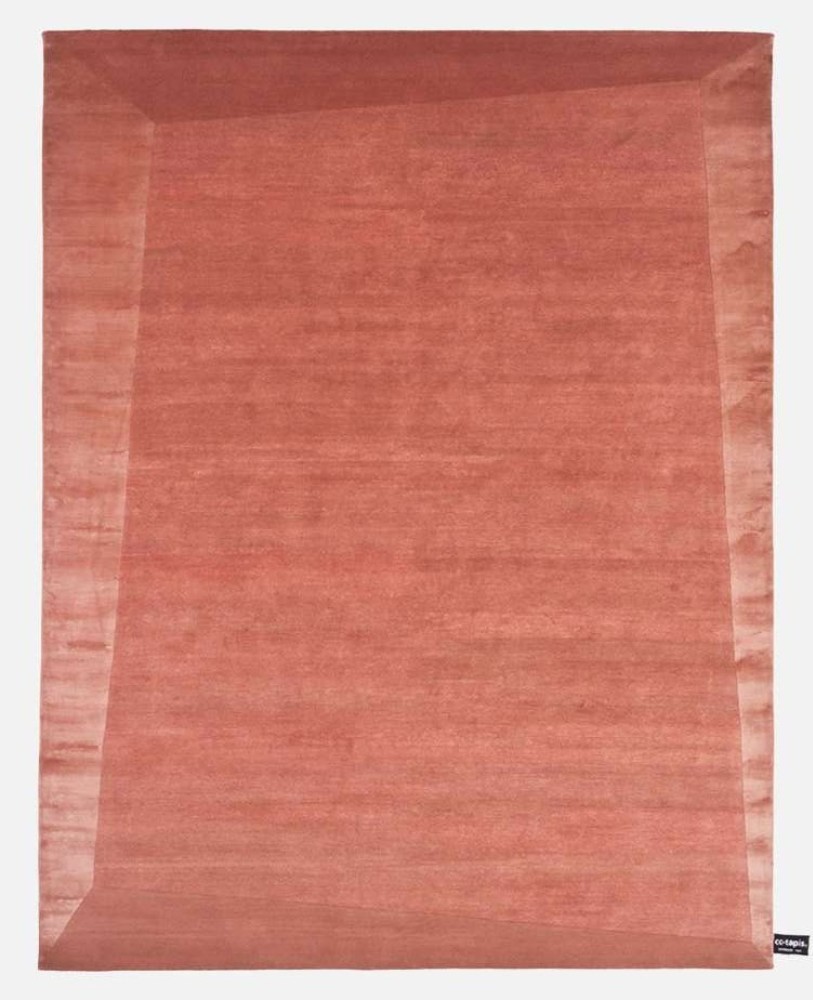 Dipped Frame Rug - Rosa
