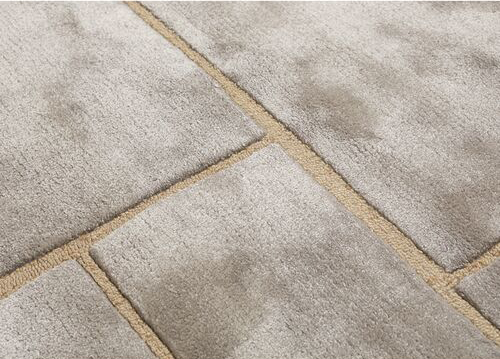 Irregular carpet