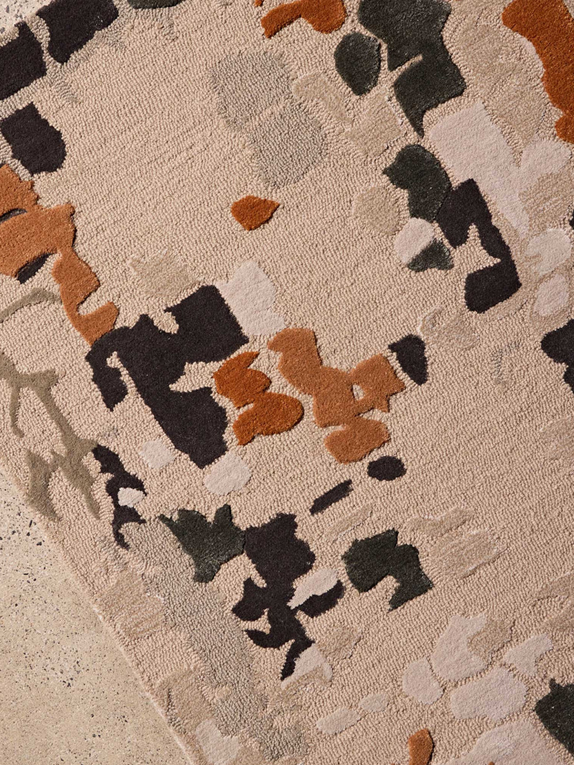 Irregular carpet