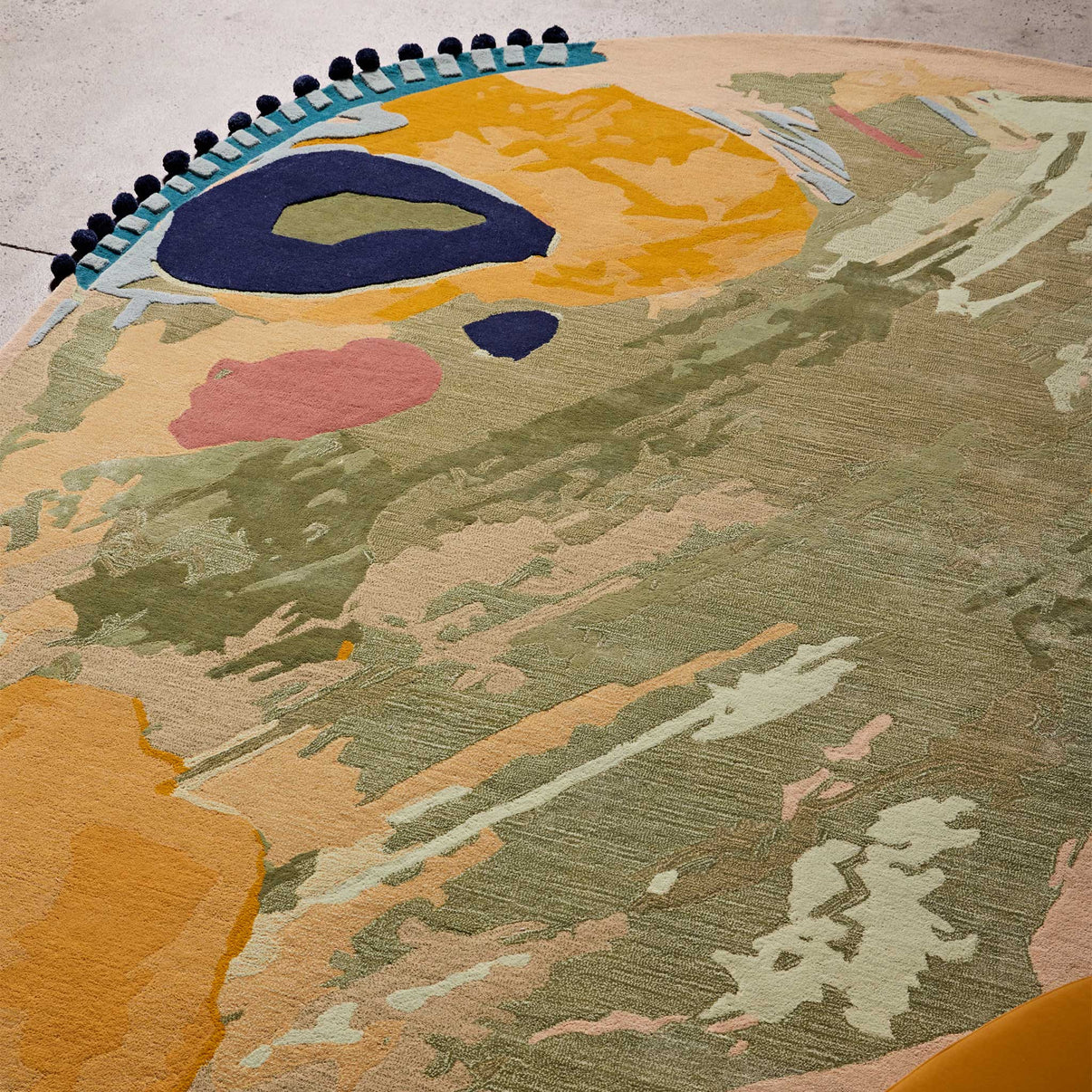 Irregular carpet