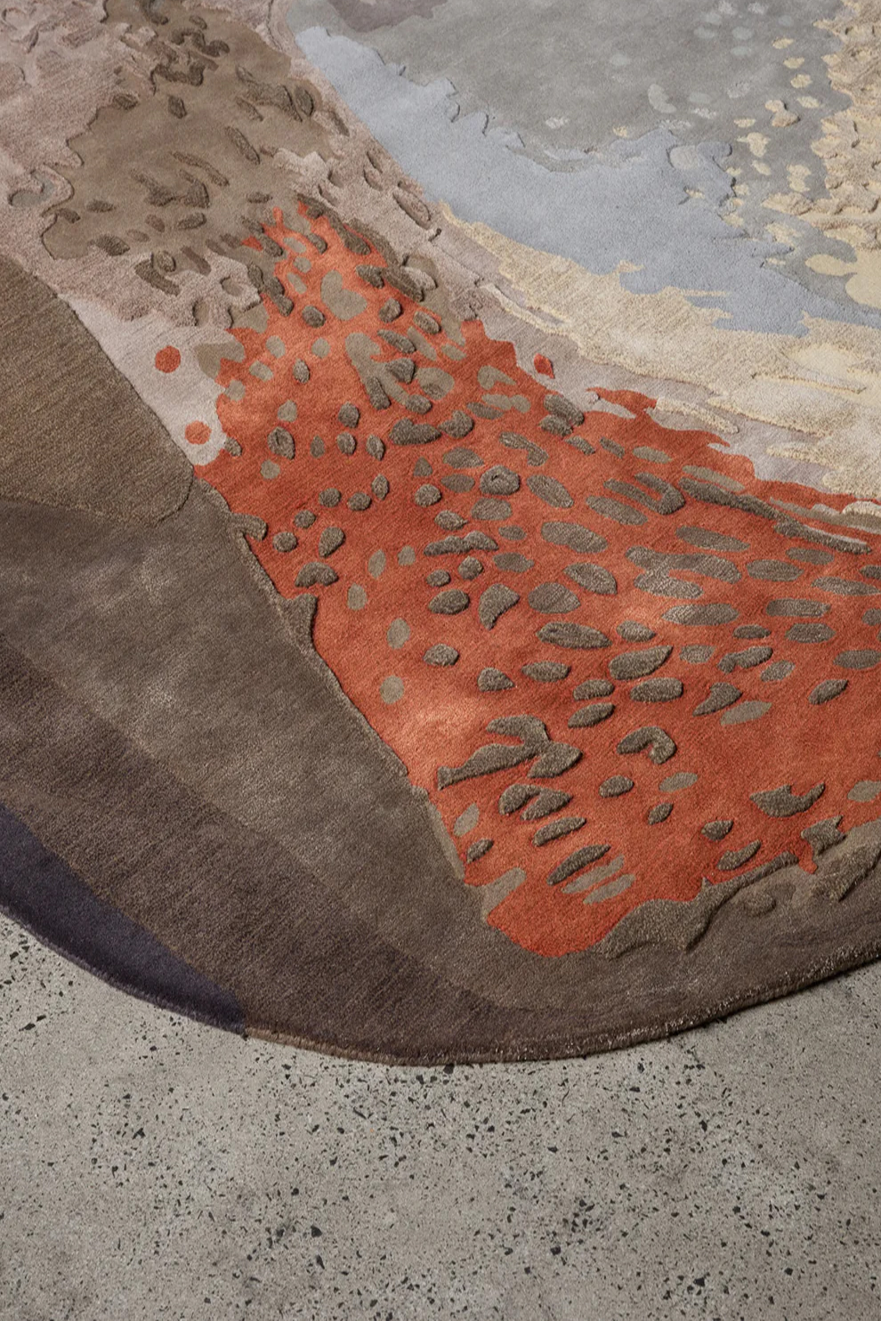 Irregular carpet