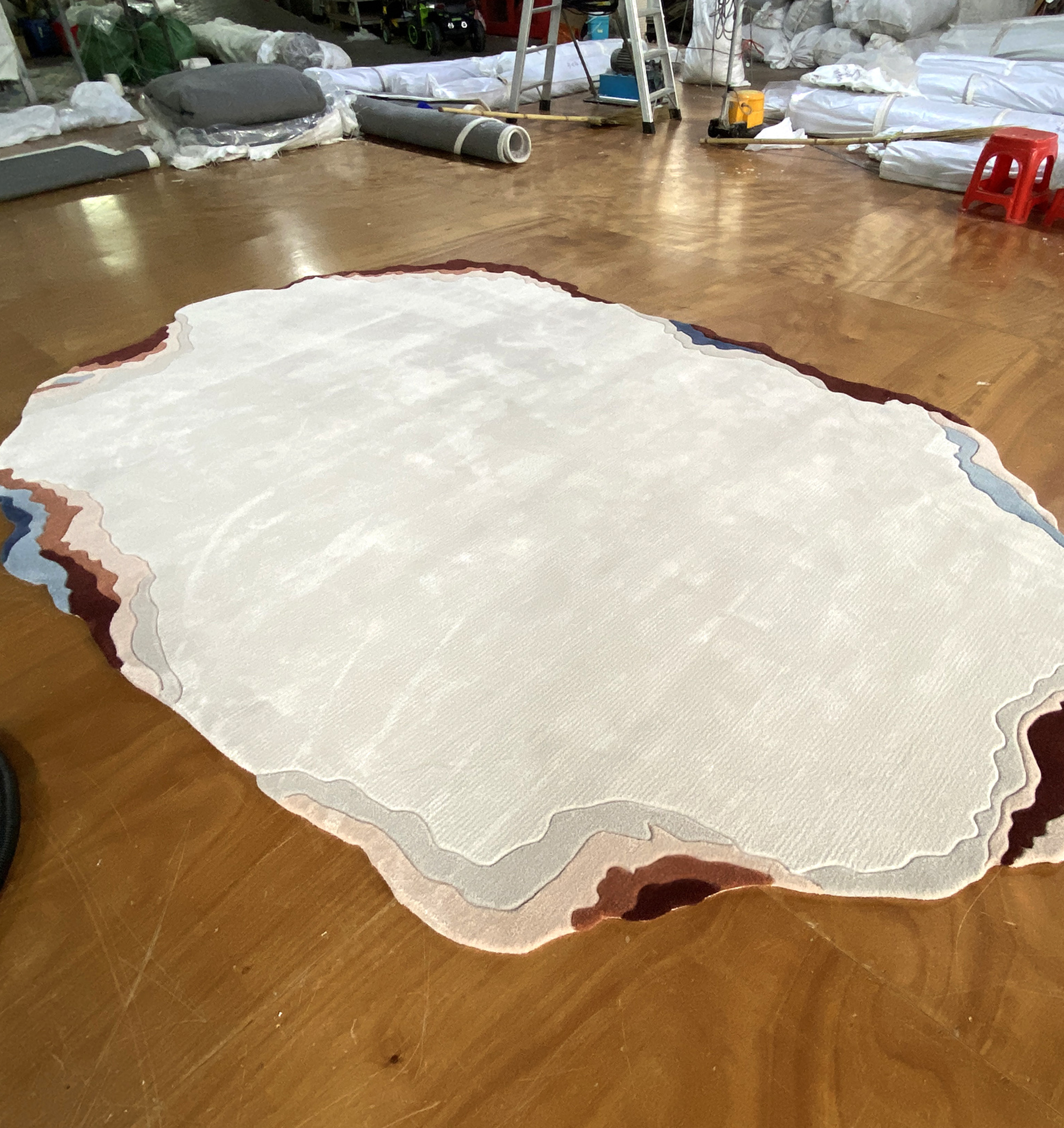 Irregular carpet