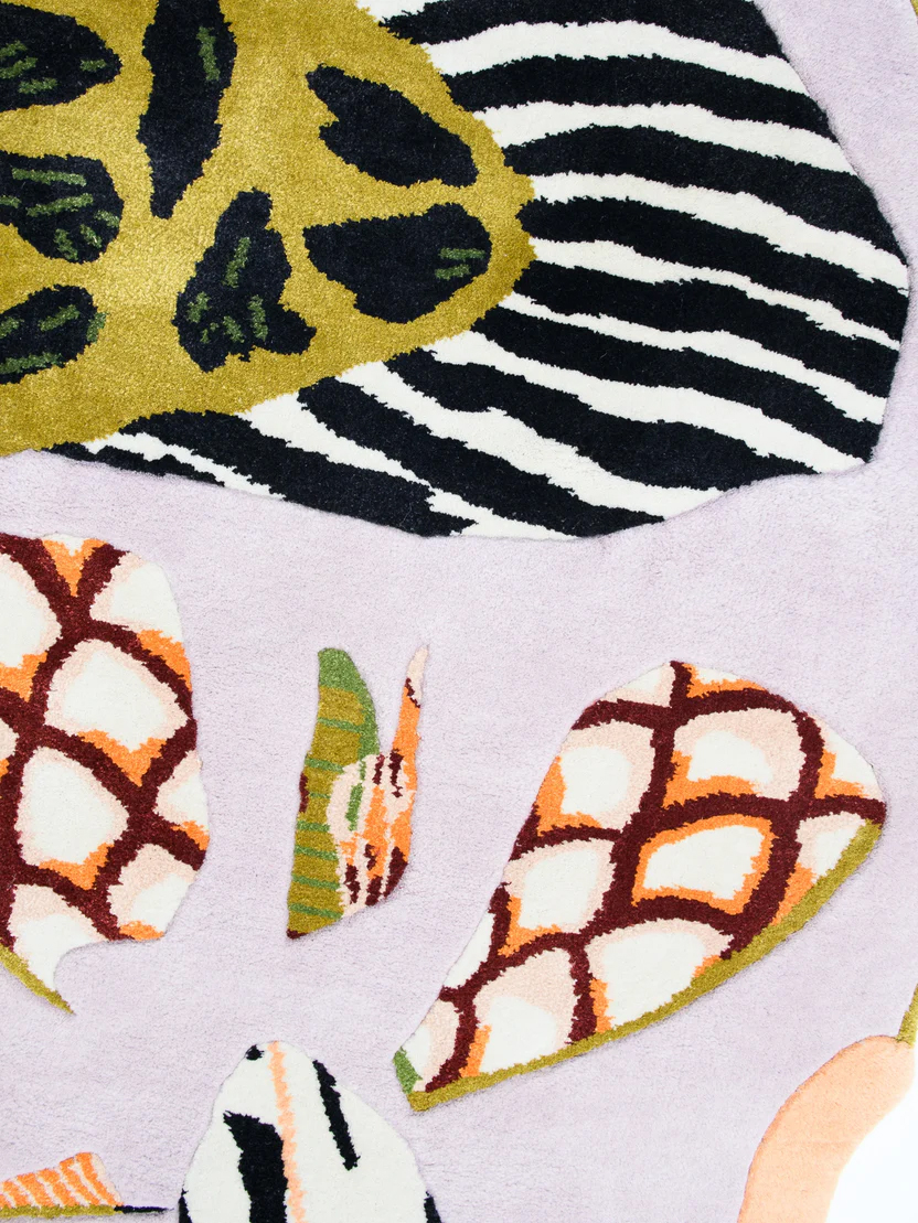 Irregular carpet