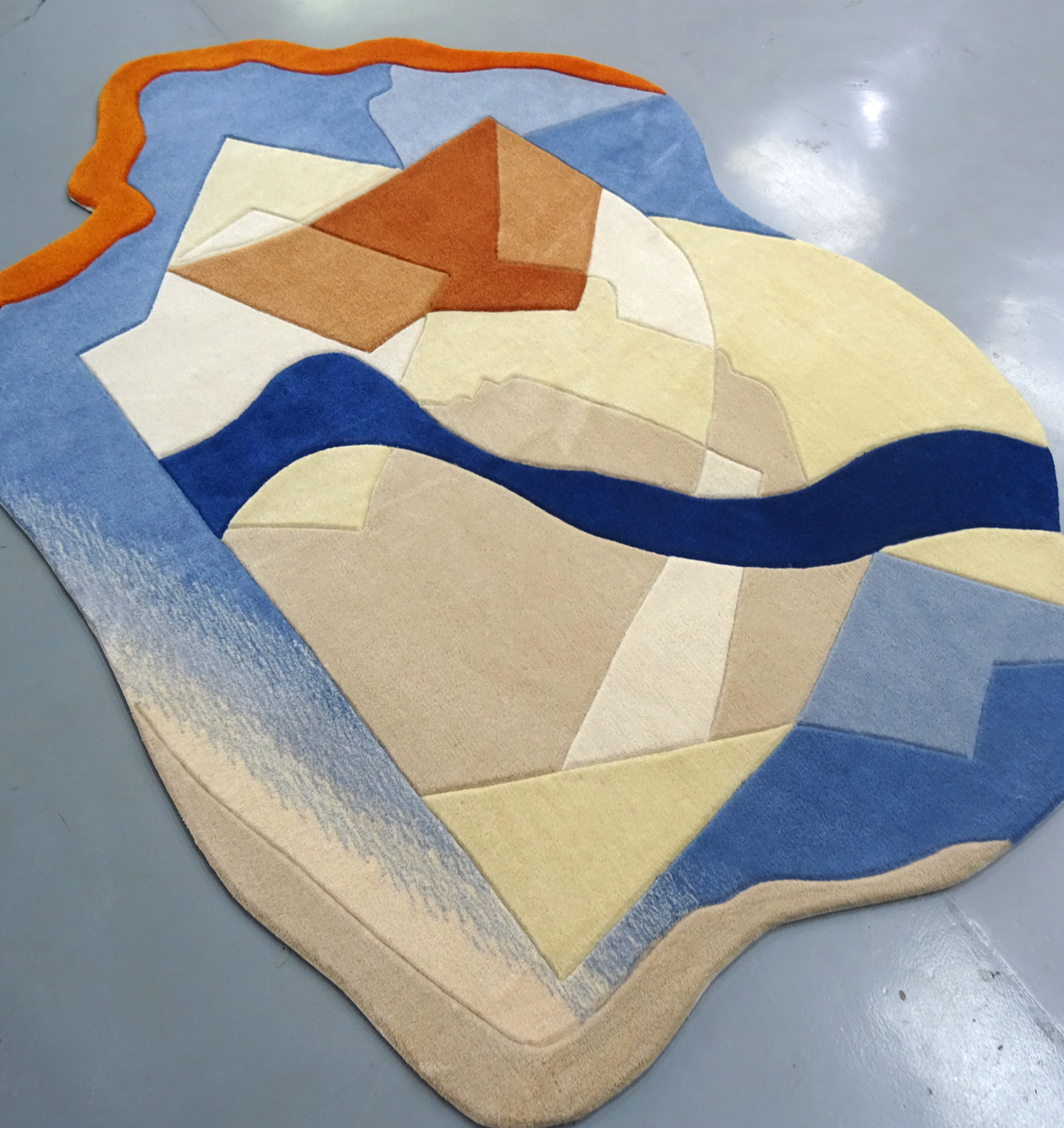 Irregular carpet