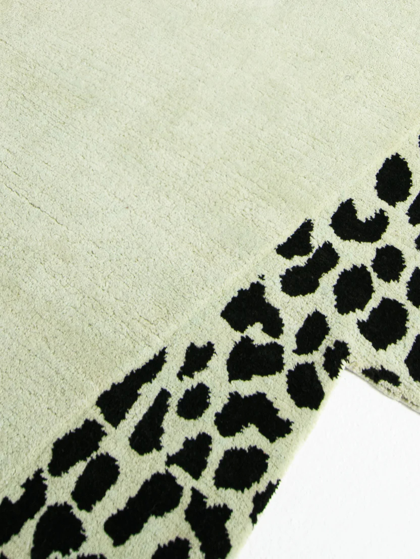 Irregular carpet