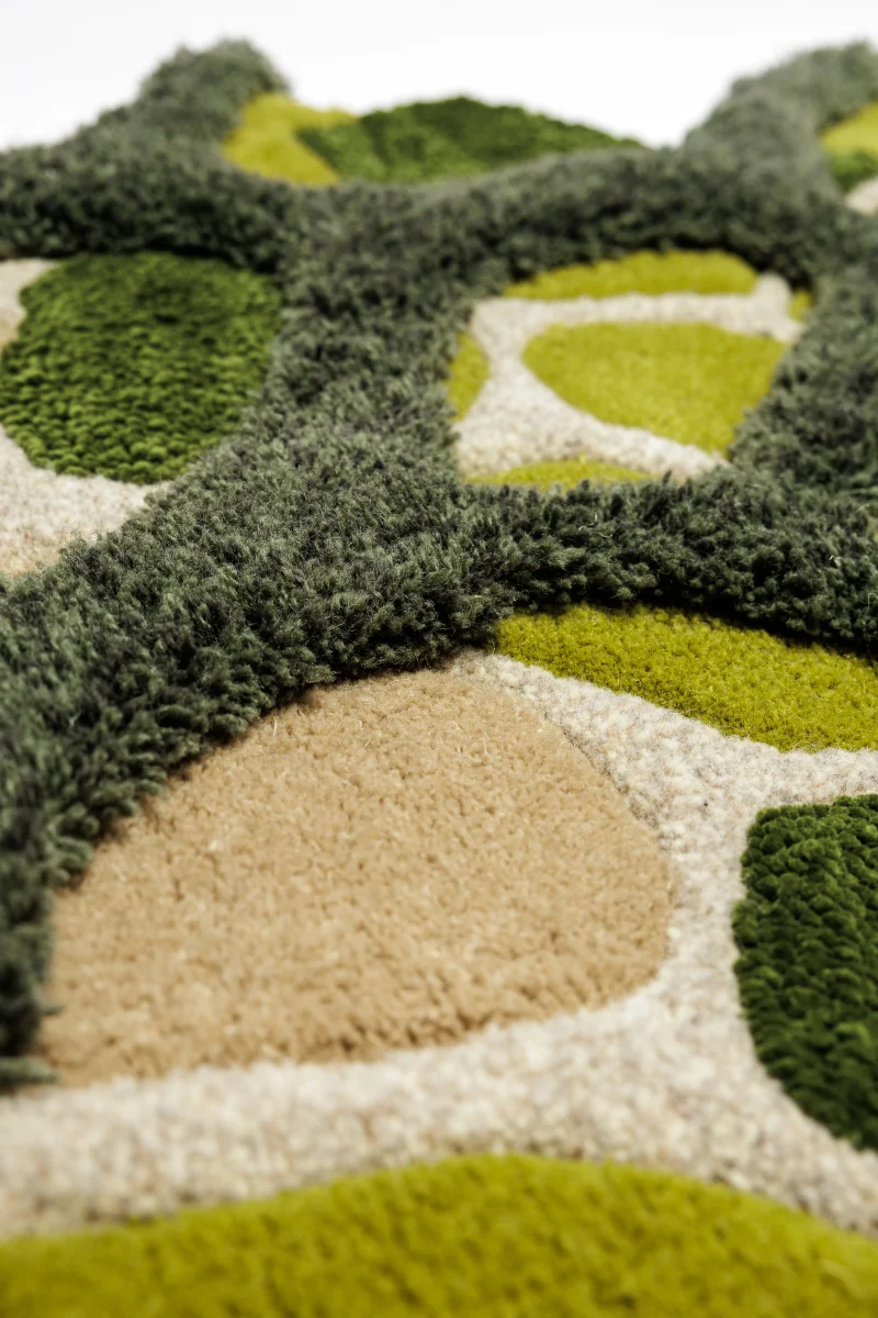 Irregular carpet