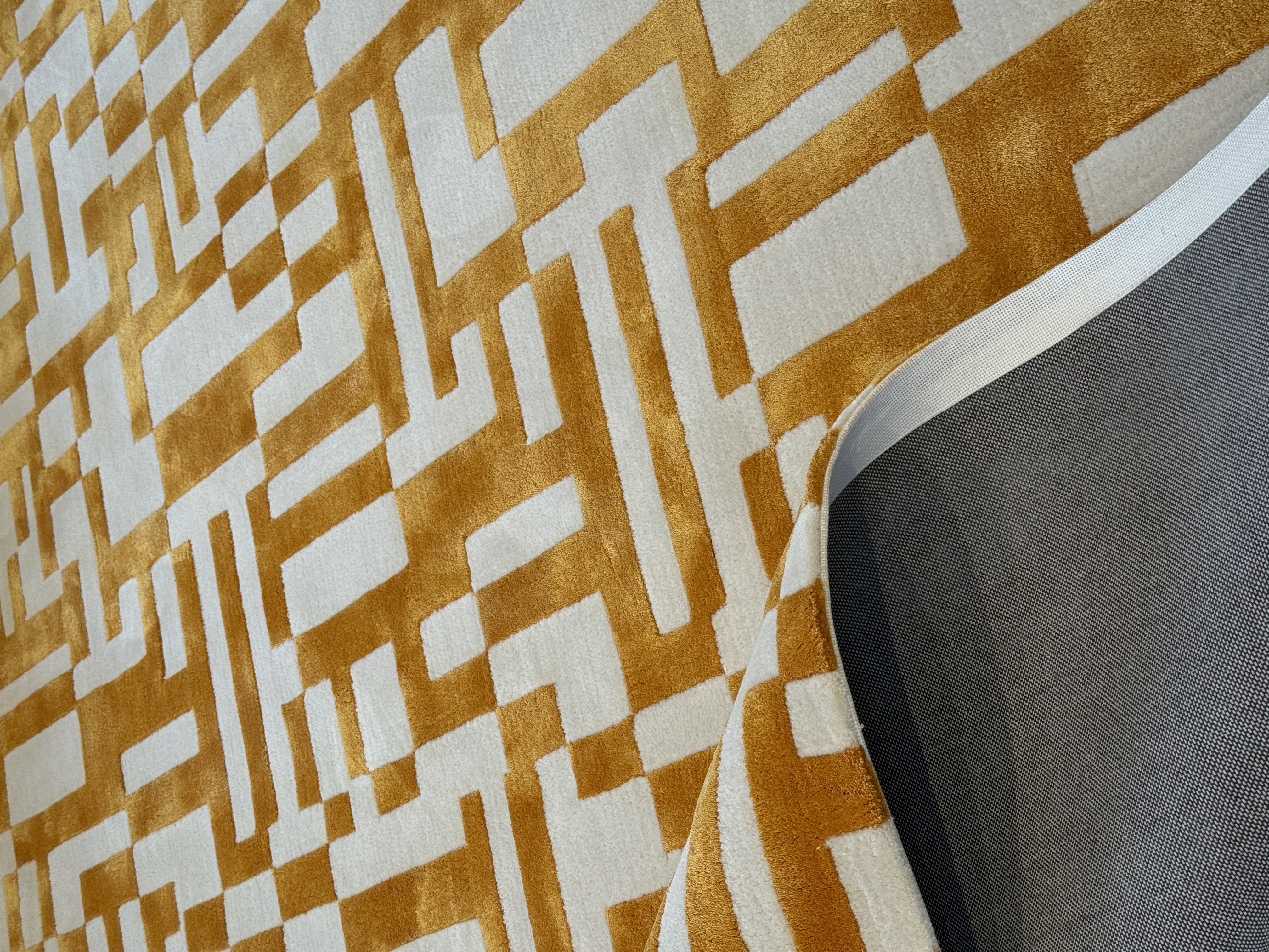 Geometric carpet