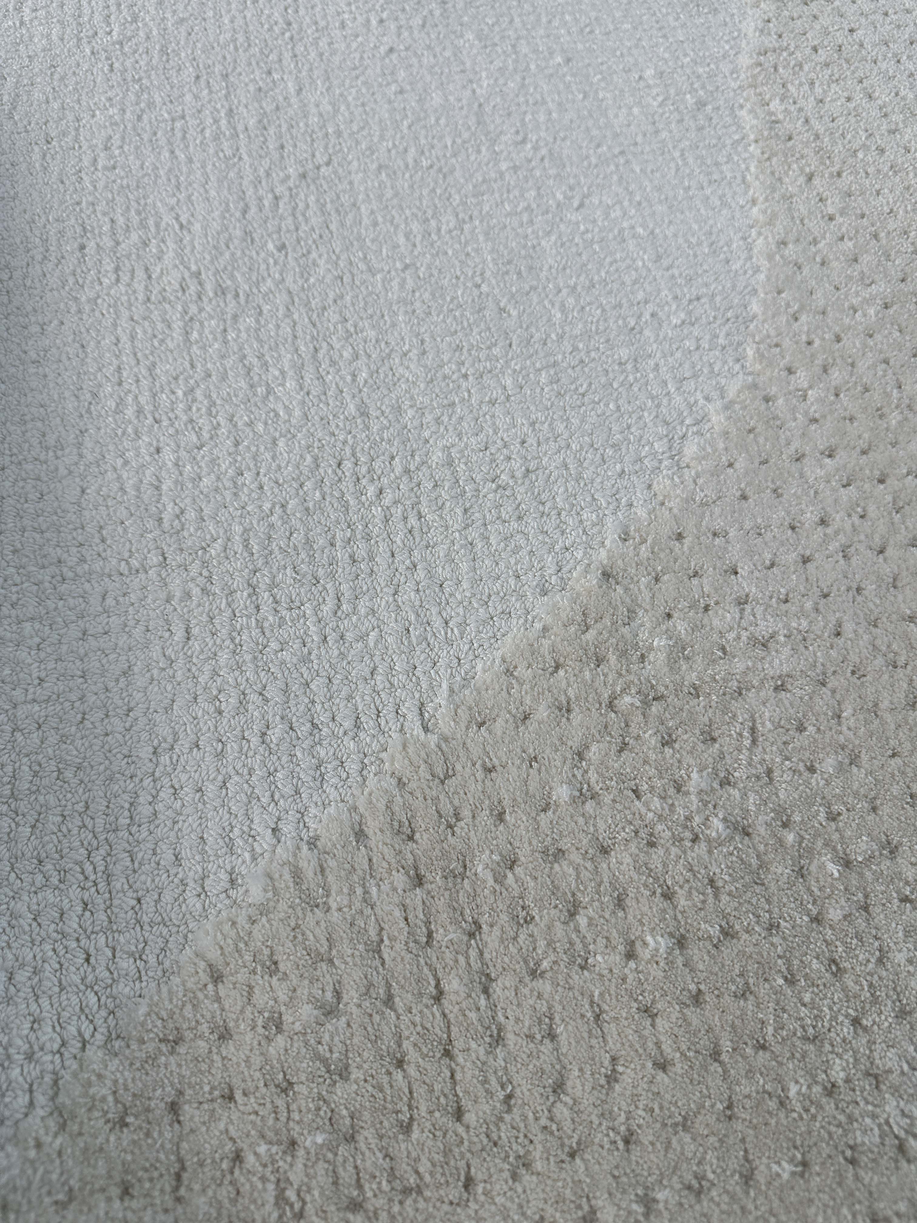 Irregular carpet 