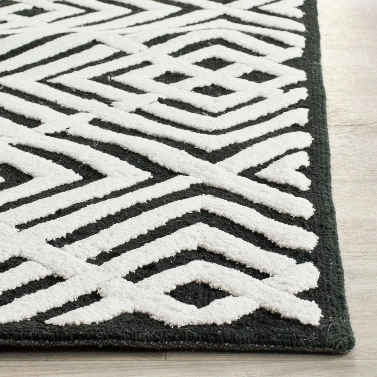 Geometric carpet 