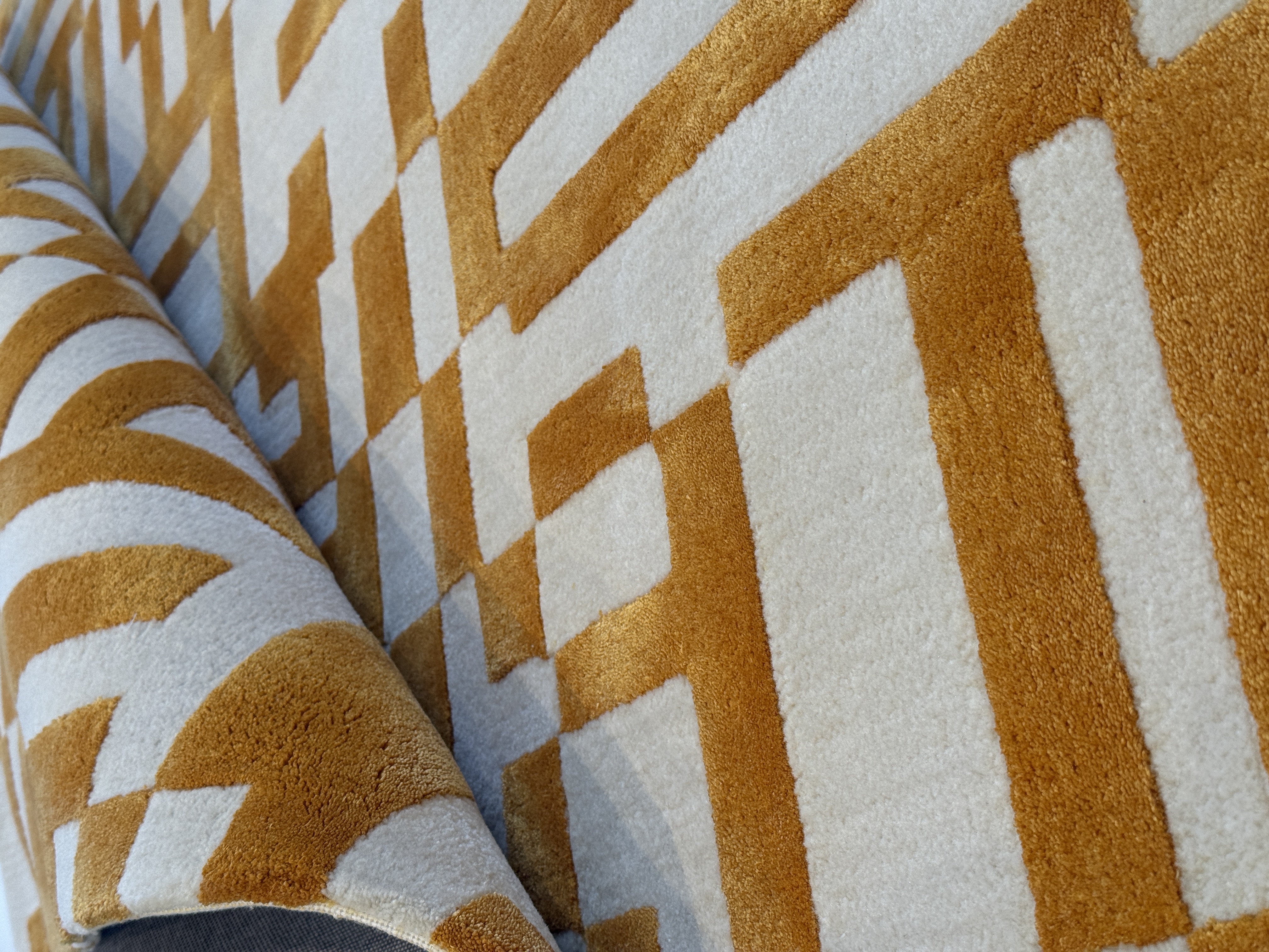 Geometric carpet