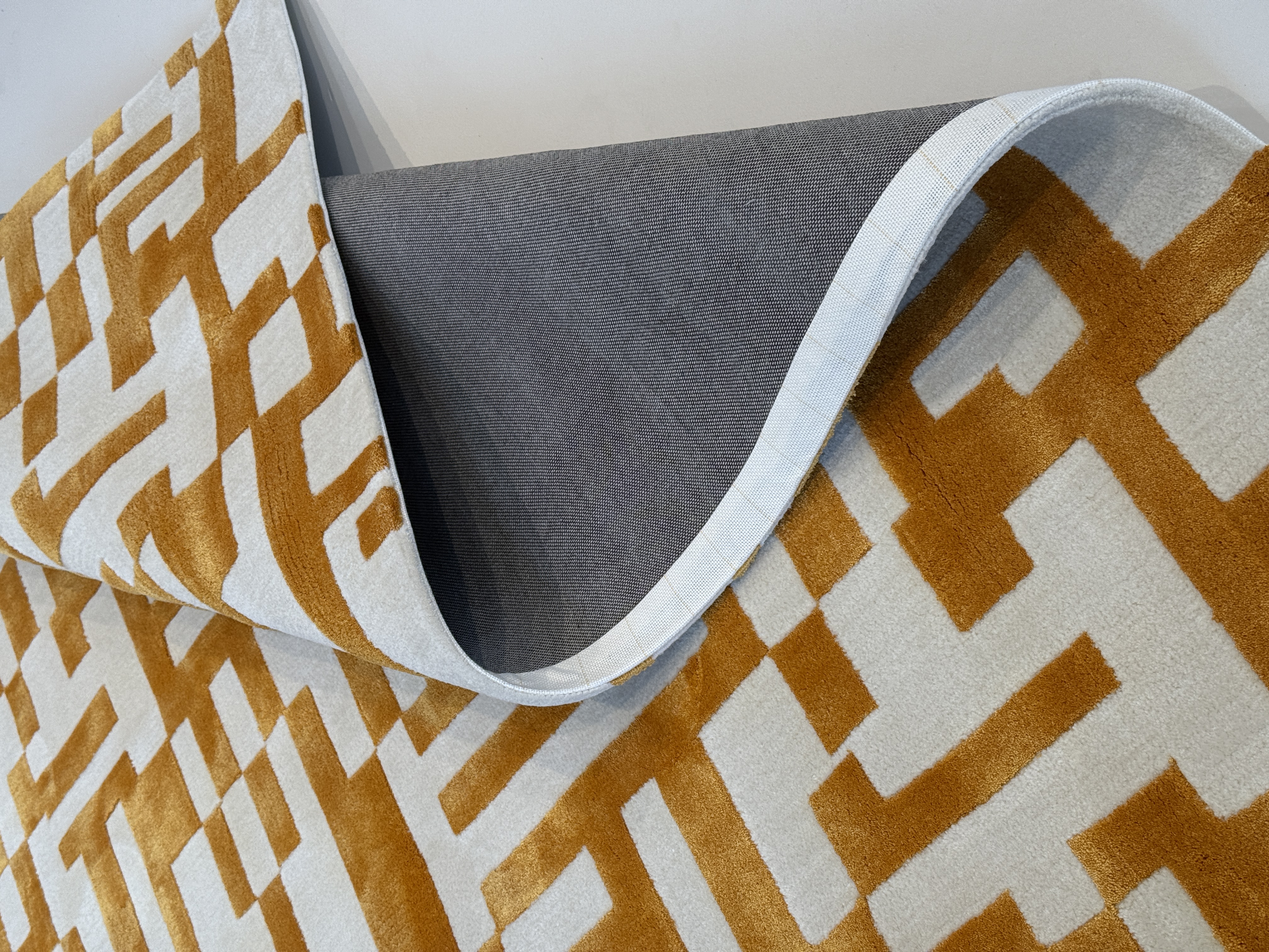 Geometric carpet