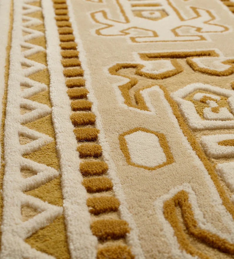 Luxury square 