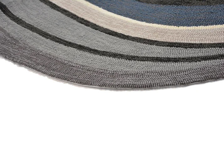 Irregular carpet