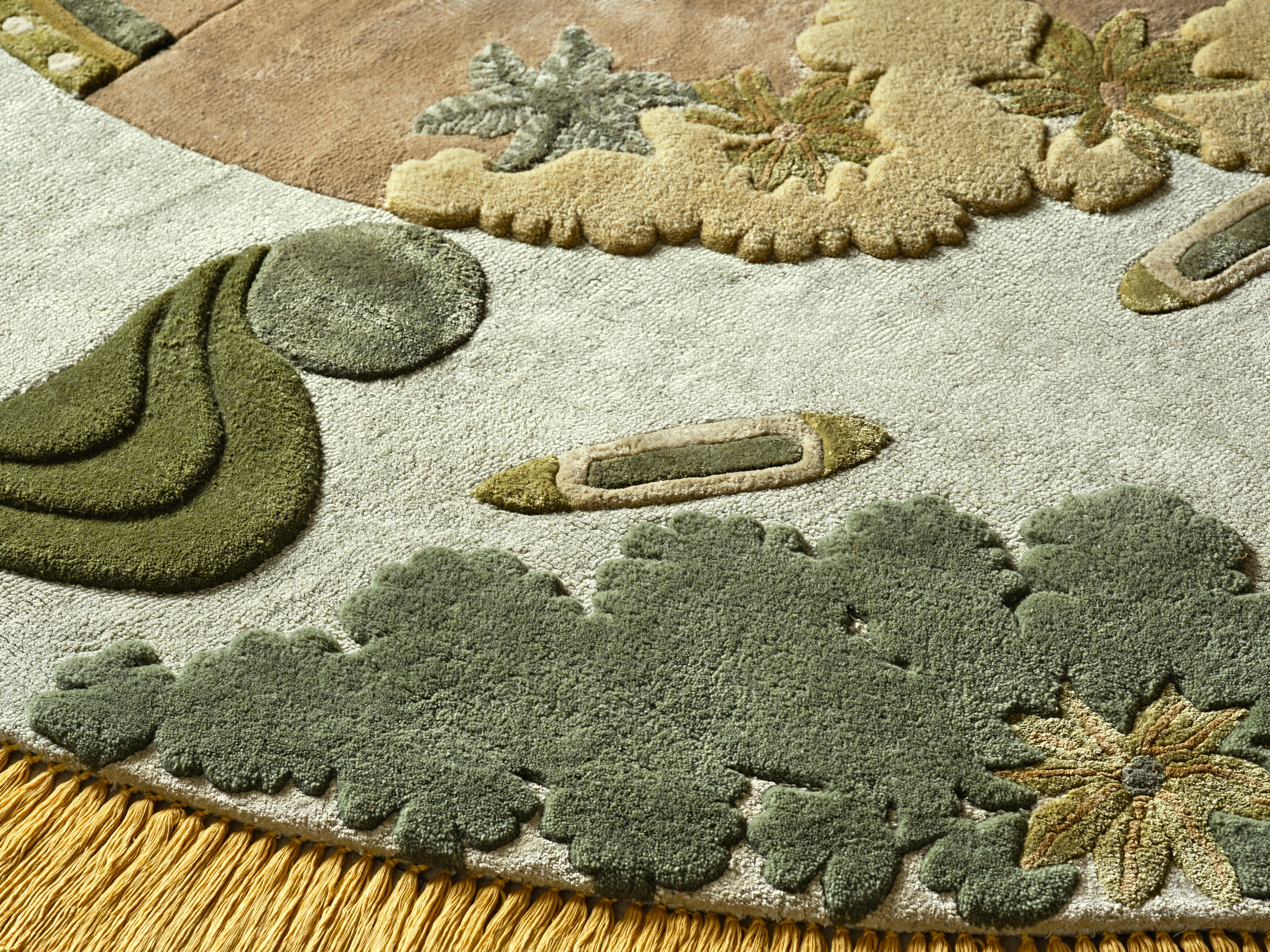 Irregular carpet 