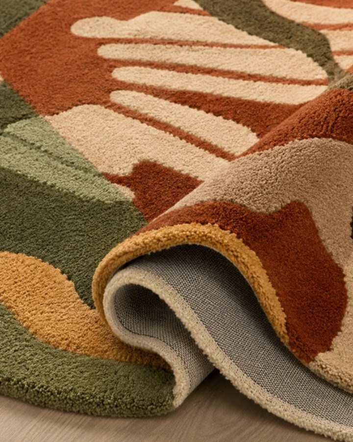 Irregular carpet 