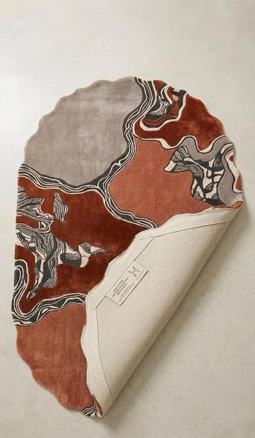 Irregular carpet
